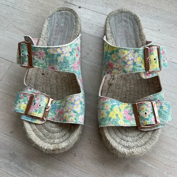 Love Shack Fancy X Manebi Nordic Floral Sandals. - Picture 7 of 17